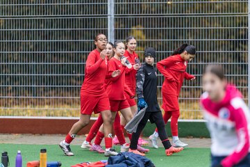 Bild 93 - wCJ VfL Pinneberg - Eimsbuettler TV : Ergebnis: 0:3